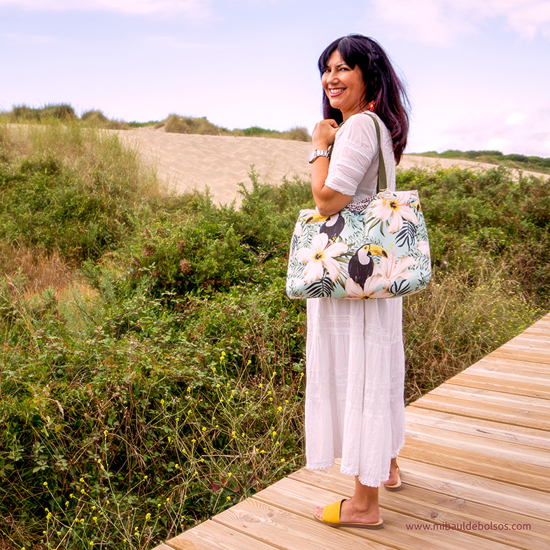 Bolsa-de-playa-Tucanes