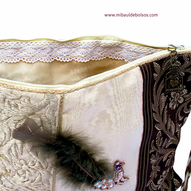 Bolso-Adorado-Pavo-Real-interior