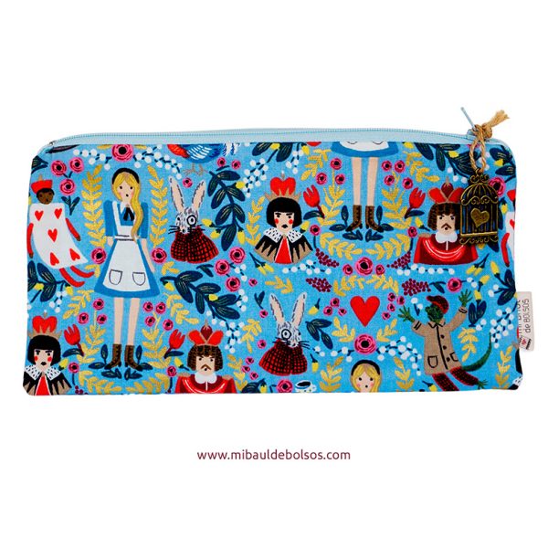 Estuche-Alicia-en-el-País-de-las-Maravillas-azul-claro
